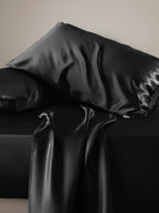 19 Momme Terse Silk Pillowcase Black Standard