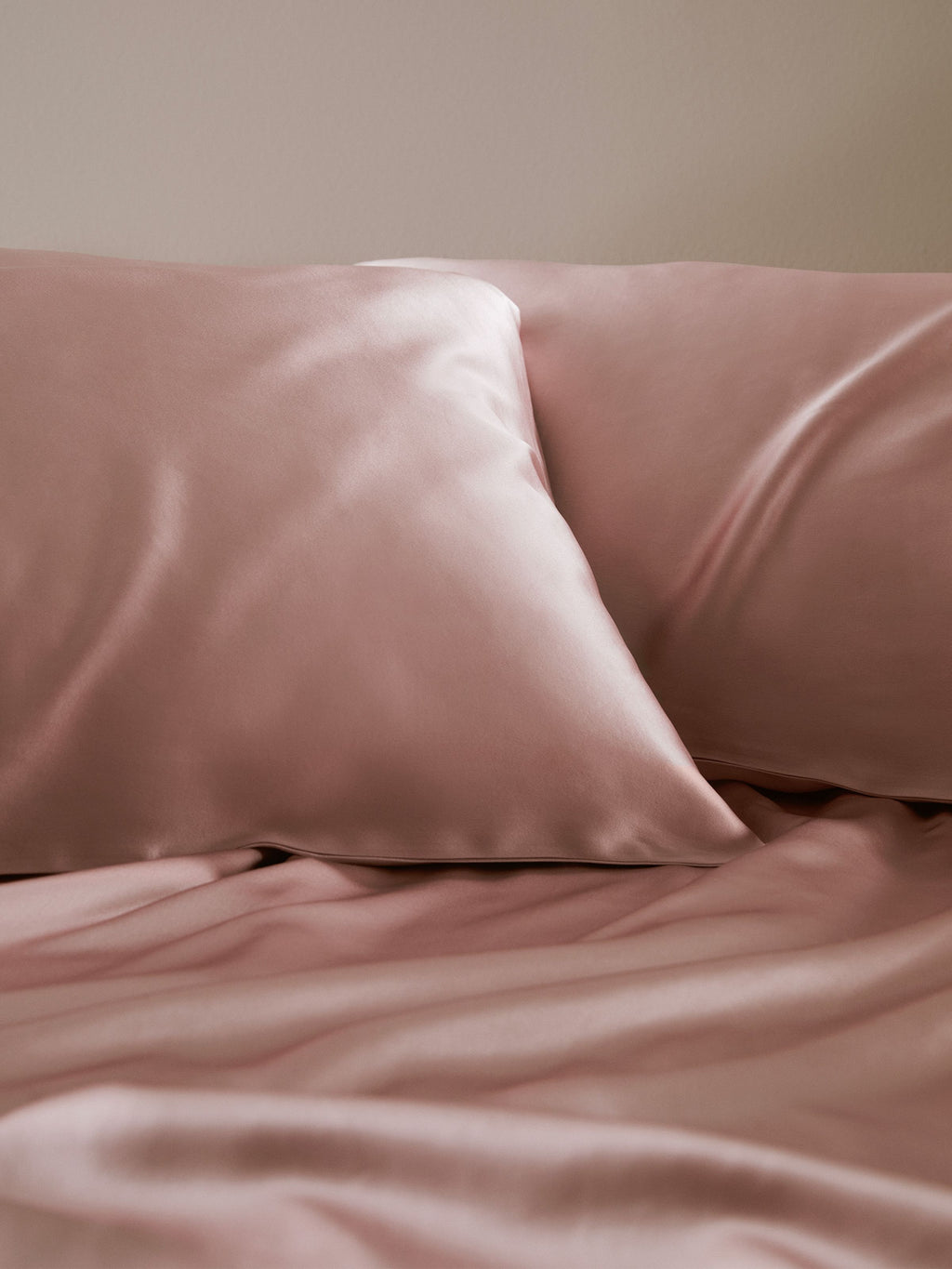 19 Momme Terse Silk Pillowcase Rosy Pink Queen