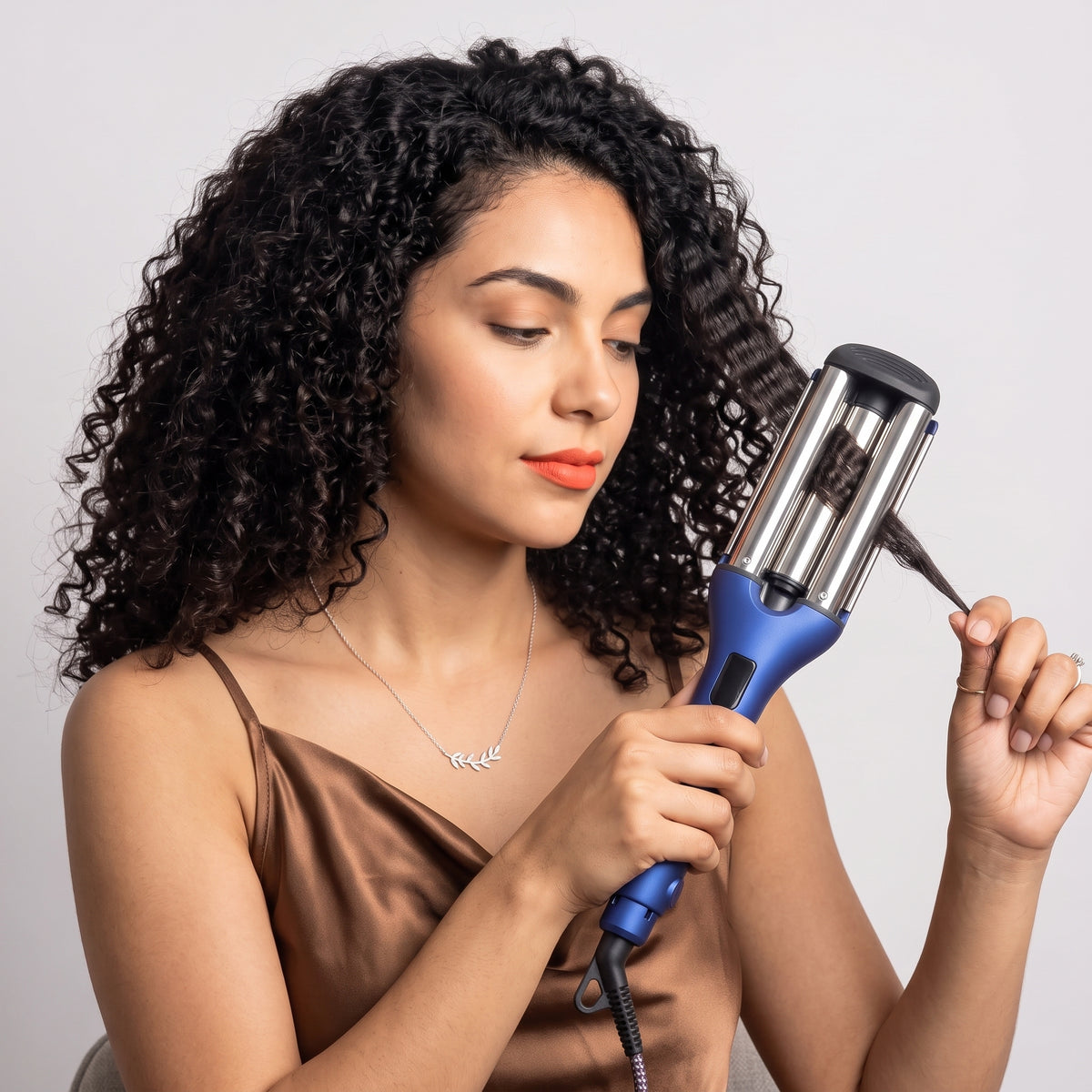 Vesper New York Multi-Waver Titanium 4-in-1  Triple Barrel Waver 1"